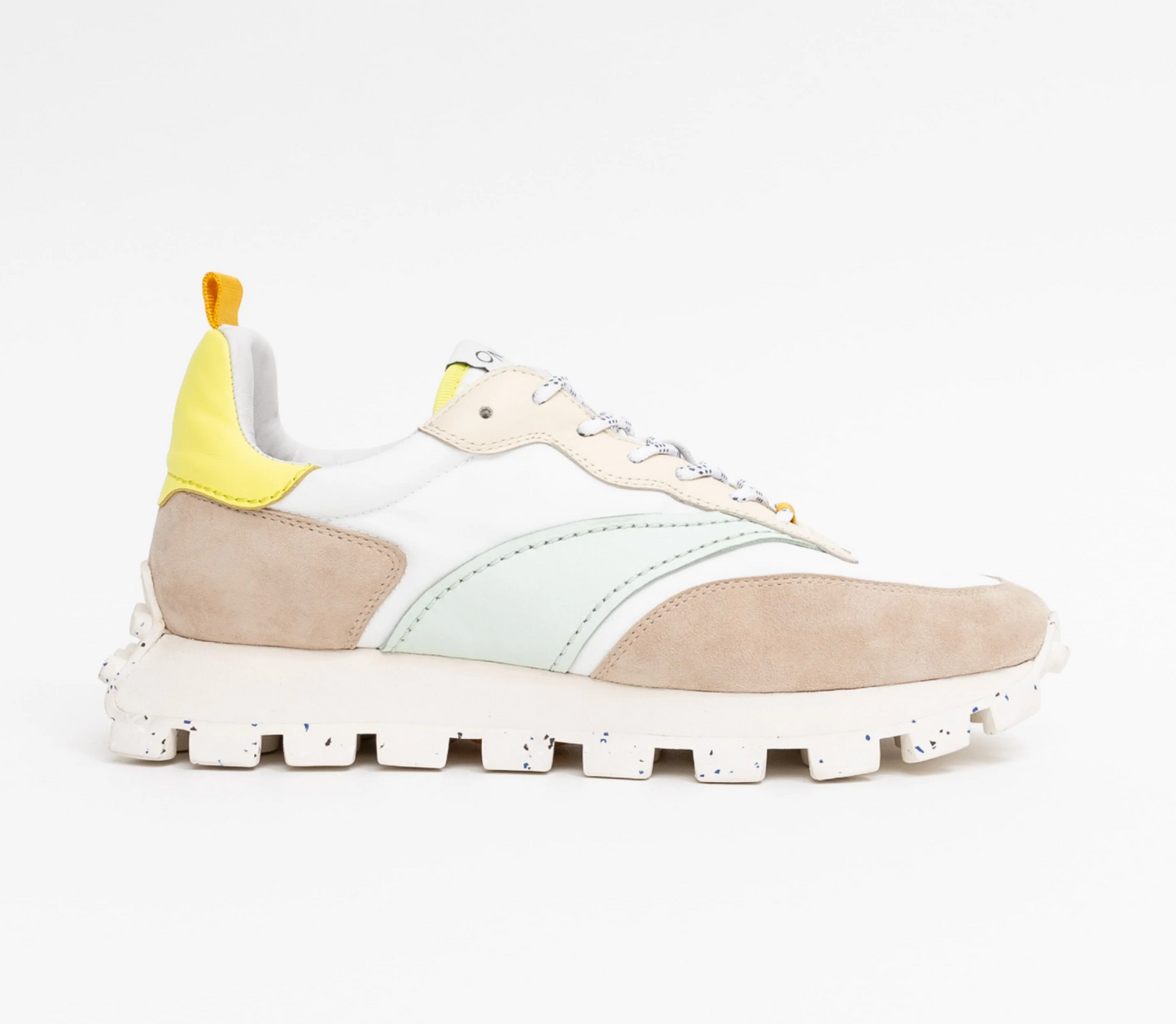 Osaka Sneaker