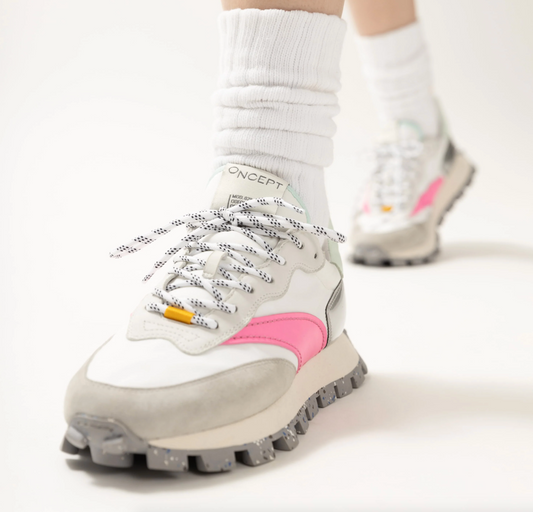 Osaka Sneaker